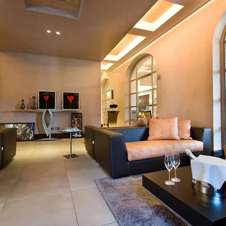 Domus Park & Hotel 4*