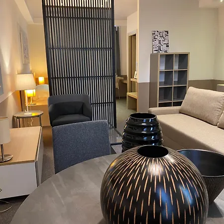 Domus Park & 프라스카티