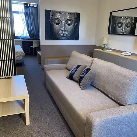 Domus Park & Hotell Frascati