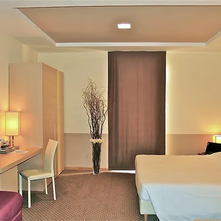 Domus Park & Hotel