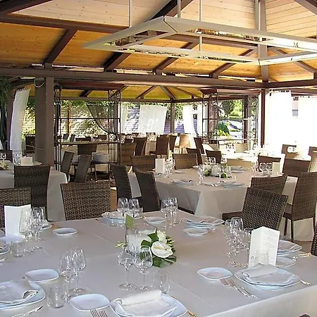 Domus Park &