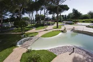 Otel Domus Park &
