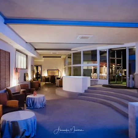Domus Park & 4*